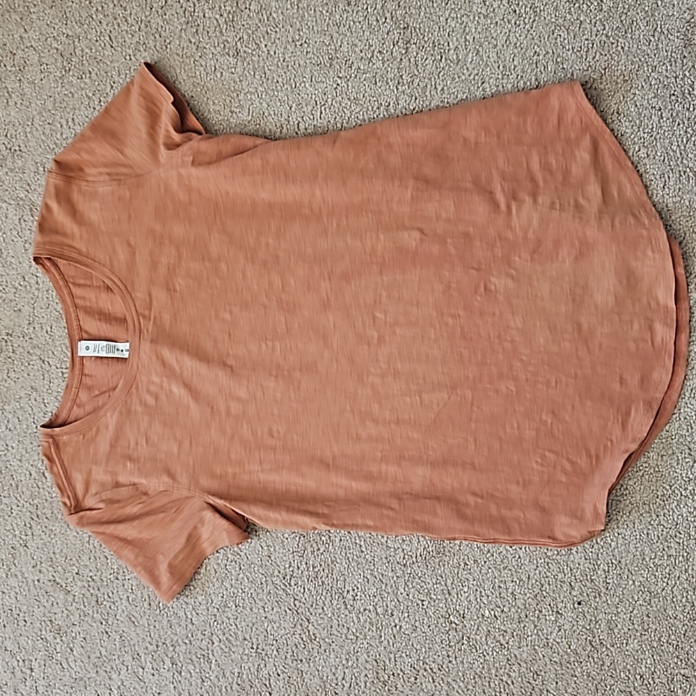 Lululemon shirt